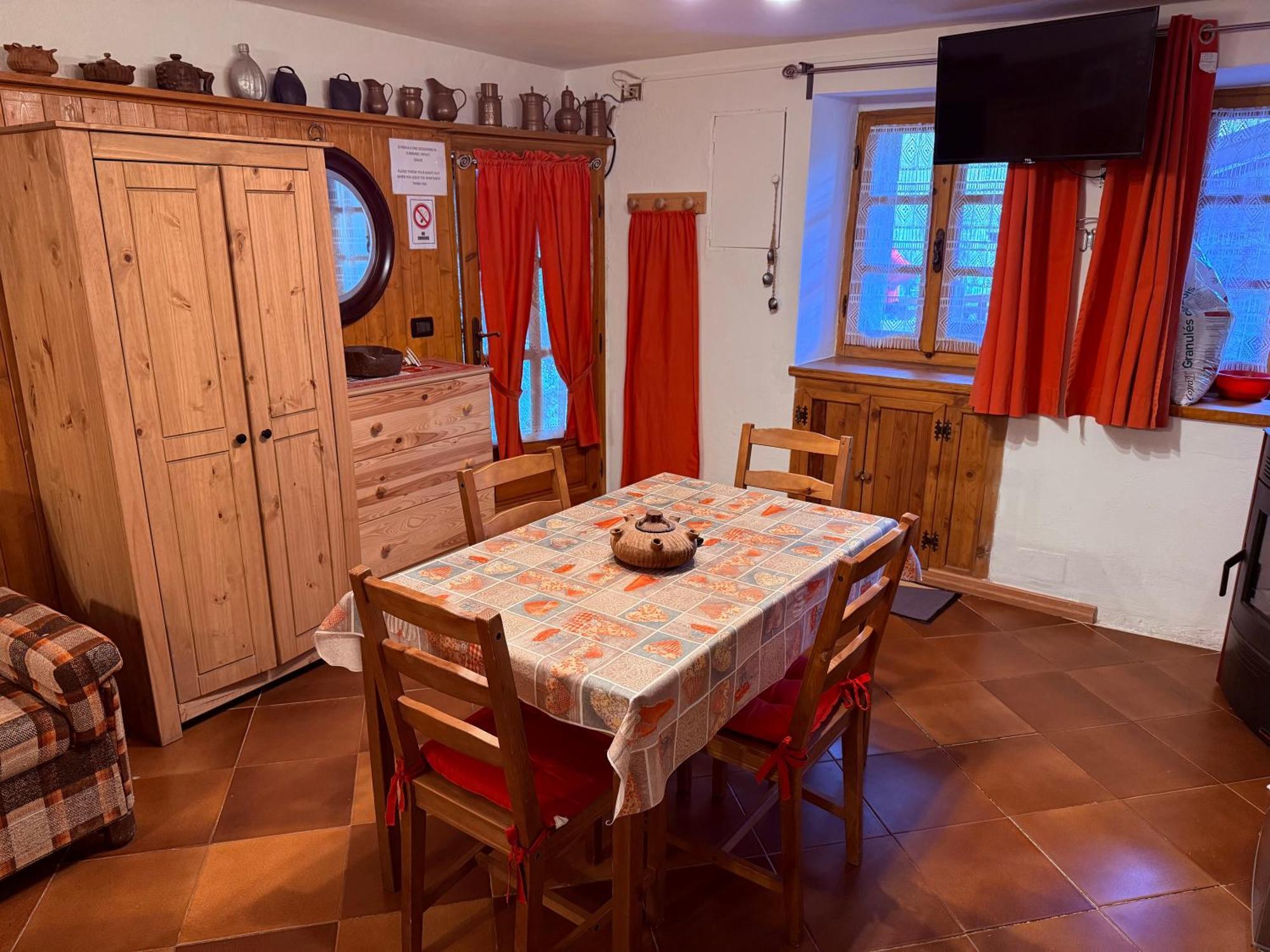 Casa Vacanze Nora Chamois Luaran gambar