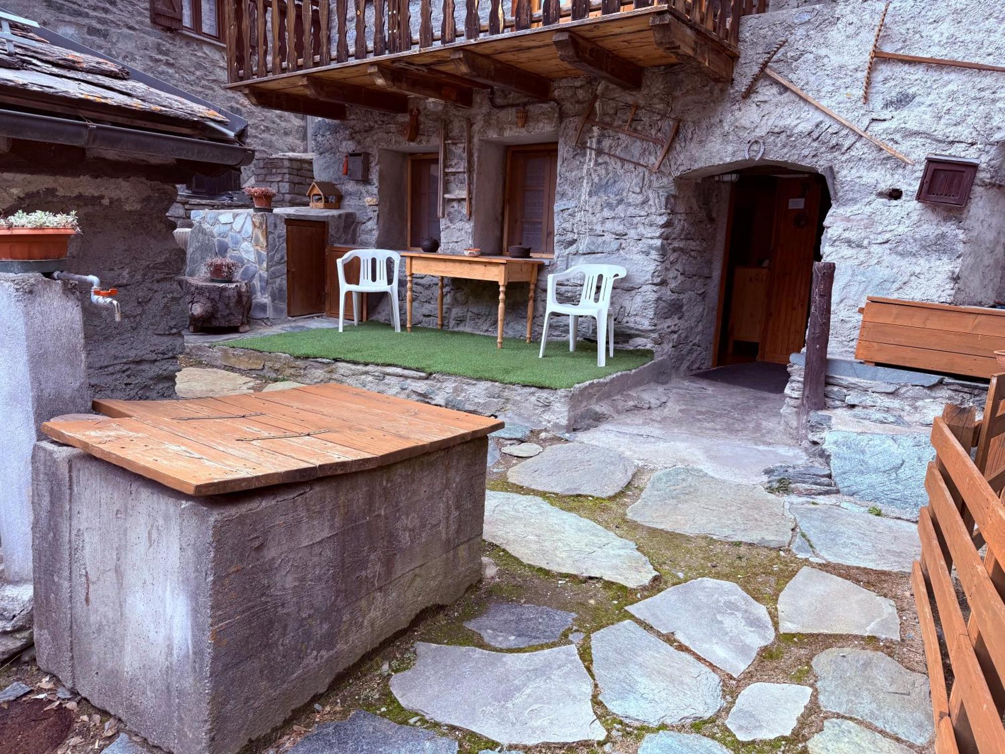 Casa Vacanze Nora Chamois Luaran gambar