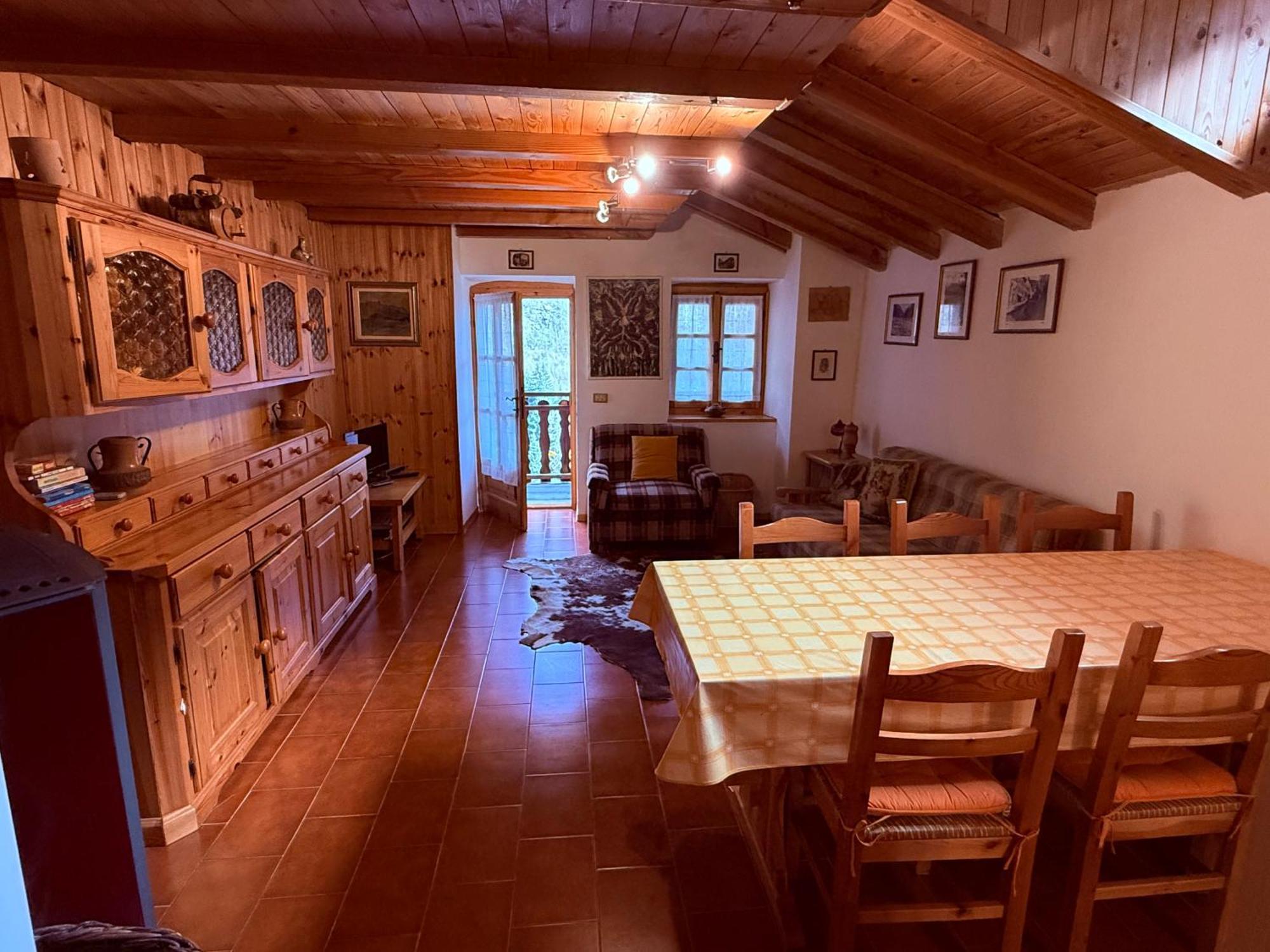 Casa Vacanze Nora Chamois Luaran gambar